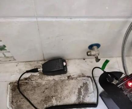 神农架林屋顶漏水维修公司分享下卫生间漏水的危害及解决方法